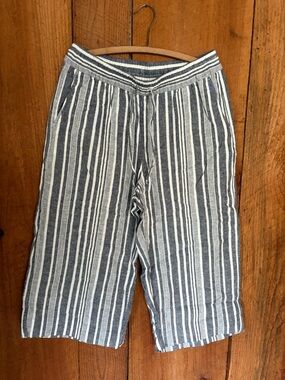 Banana Republic Navy and White Striped Jogger Pants